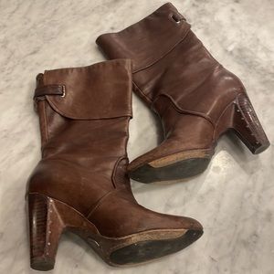 Frye Bethany cuff shirt ir leather boots